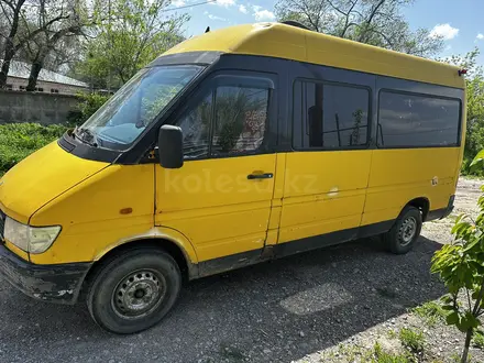 Mercedes-Benz Sprinter 1996 года за 2 750 000 тг. в Алматы – фото 9