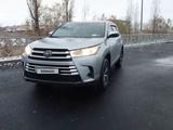 Toyota Highlander 2019 года за 17 300 000 тг. в Шымкент