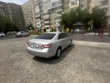 Toyota Camry 2011 года за 6 000 000 тг. в Семей – фото 2