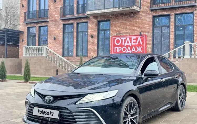 Toyota Camry 2018 годаүшін12 500 000 тг. в Уральск