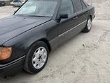 Mercedes-Benz E 260 1988 года за 1 000 000 тг. в Шымкент – фото 4