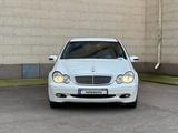 Mercedes-Benz C 200 2002 года за 4 300 000 тг. в Кокшетау – фото 2