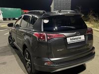 Toyota RAV4 2018 годаfor13 300 000 тг. в Алматы