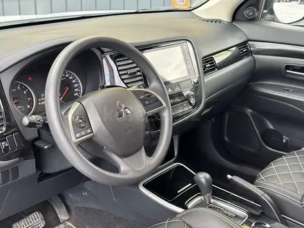 Mitsubishi Outlander 2022 года за 10 000 000 тг. в Актобе – фото 14
