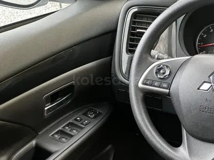 Mitsubishi Outlander 2022 года за 10 000 000 тг. в Актобе – фото 8