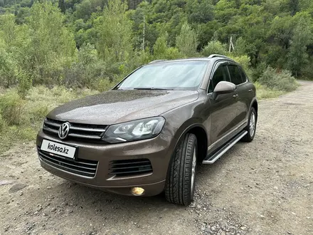 Volkswagen Touareg 2011 года за 12 500 000 тг. в Алматы
