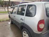 Chevrolet Niva 2013 года за 2 750 000 тг. в Караганда – фото 3