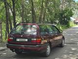 Volkswagen Passat 1993 годаүшін2 700 000 тг. в Семей – фото 5