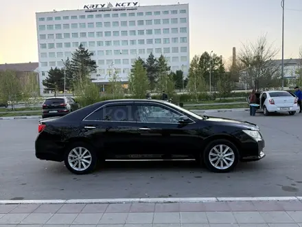 Toyota Camry 2013 года за 9 800 000 тг. в Костанай – фото 4