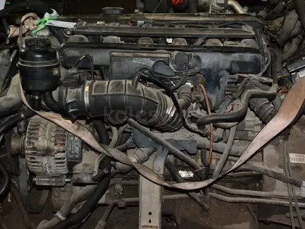 Двигатель BMW 2.5 24V M52 B25TU DOHC (2 Vanos) Инжектор за 300 000 тг. в Тараз – фото 2