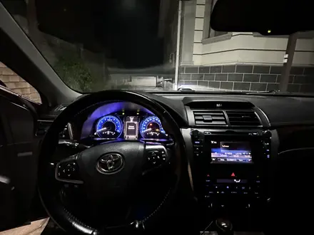 Toyota Camry 2015 года за 10 000 000 тг. в Тараз – фото 3