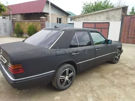 Mercedes-Benz E 220 1995 годаүшін1 200 000 тг. в Жаркент – фото 5