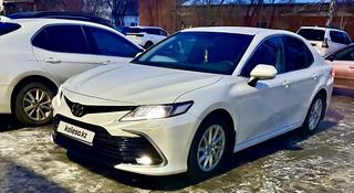 Toyota Camry 2021 года за 13 800 000 тг. в Павлодар