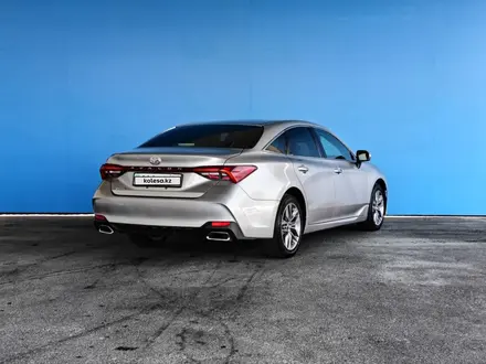 Toyota Avalon 2021 года за 12 224 700 тг. в Шымкент – фото 4