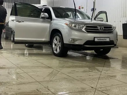 Toyota Highlander 2013 года за 15 000 000 тг. в Актау – фото 8