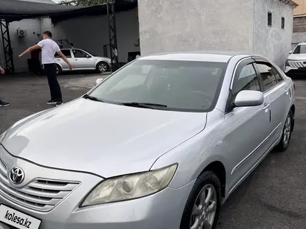 Toyota Camry 2006 года за 4 990 000 тг. в Шымкент – фото 2