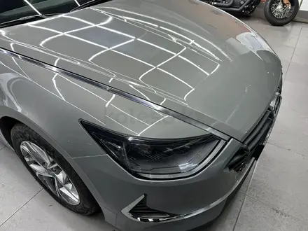 Hyundai Sonata 2020 года за 9 200 000 тг. в Алматы – фото 9