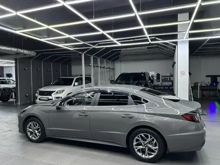 Hyundai Sonata 2020 года за 9 200 000 тг. в Алматы – фото 5