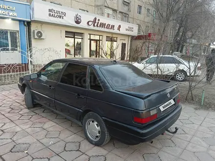 Volkswagen Passat 1993 года за 1 250 000 тг. в Тараз – фото 3