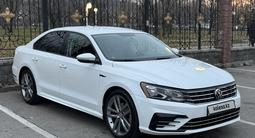 Volkswagen Passat 2017 года за 8 500 000 тг. в Алматы – фото 3