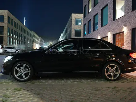 Mercedes-Benz E 200 2014 года за 10 800 000 тг. в Алматы – фото 27