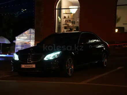 Mercedes-Benz E 200 2014 года за 10 800 000 тг. в Алматы – фото 14