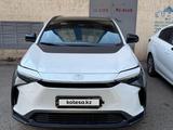 Toyota bZ4X 2022 года за 11 000 000 тг. в Астана