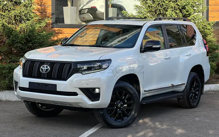 Toyota Land Cruiser Prado 2023 года за 33 000 000 тг. в Астана