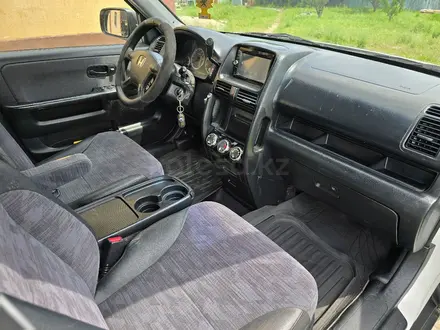 Honda CR-V 2004 года за 4 200 000 тг. в Алматы – фото 10