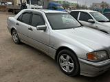 Mercedes-Benz C 180 1993 годаүшін1 800 000 тг. в Актобе – фото 2
