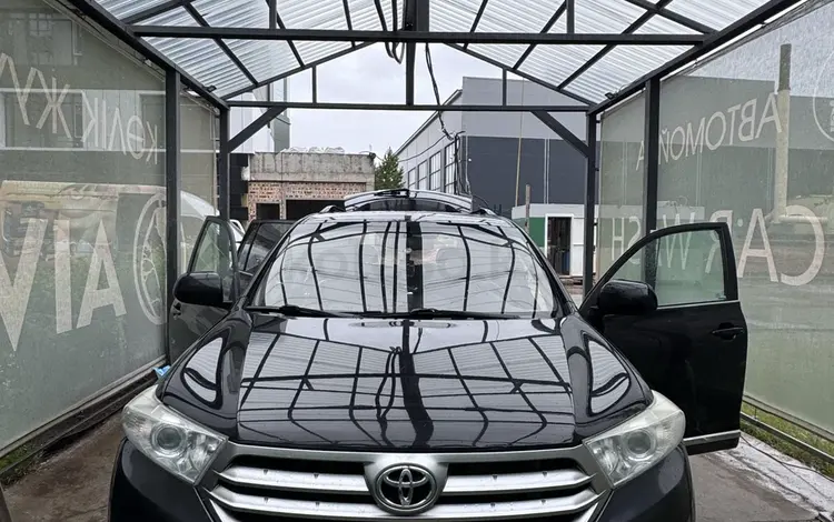 Toyota Highlander 2013 года за 11 500 000 тг. в Астана