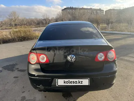 Volkswagen Passat 2008 года за 2 300 000 тг. в Караганда – фото 5