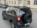 Chevrolet Niva 2017 годаfor3 900 000 тг. в Астана – фото 17