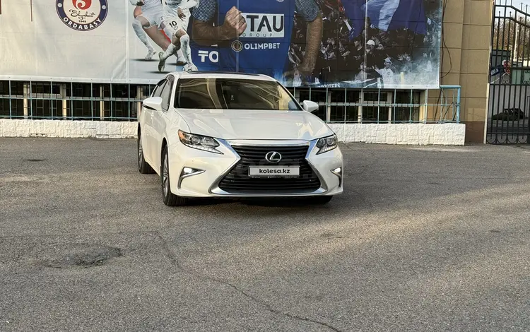 Lexus ES 250 2014 годаfor12 800 000 тг. в Шымкент