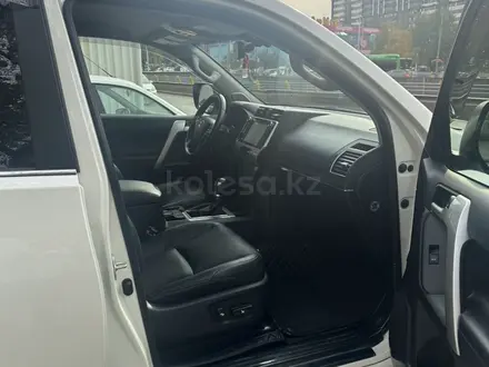 Toyota Land Cruiser Prado 2020 года за 23 500 000 тг. в Алматы – фото 3