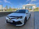 Toyota Camry 2021 года за 14 000 000 тг. в Астана – фото 3