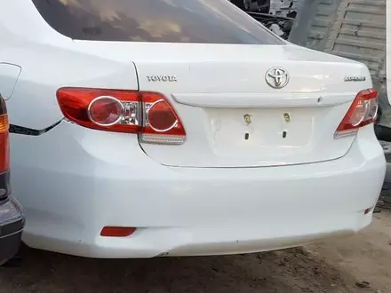 Toyota Corolla 2012 года за 999 999 тг. в Атырау – фото 2