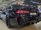 BMW M5 2025 года за 72 000 000 тг. в Алматы – фото 4
