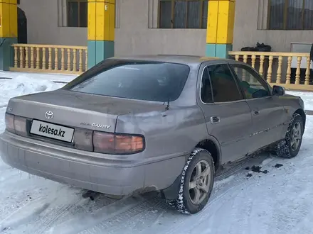 Toyota Camry 1992 года за 1 900 000 тг. в Шу – фото 2