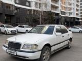 Mercedes-Benz C 180 1995 года за 1 550 000 тг. в Астана