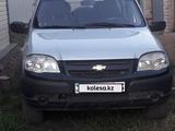 Chevrolet Niva 2013 годаүшін2 500 000 тг. в Атбасар – фото 2