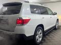 Toyota Highlander 2012 года за 14 000 000 тг. в Алматы – фото 18