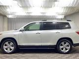 Toyota Highlander 2012 года за 14 000 000 тг. в Алматы – фото 3