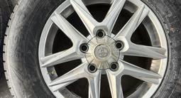 Зимние шины с дисками от лексуса! за 300 000 тг. в Астана – фото 3