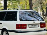 Volkswagen Passat 1994 годаfor2 850 000 тг. в Тараз – фото 3