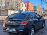 Chevrolet Cruze 2013 года за 3 500 000 тг. в Актобе – фото 2