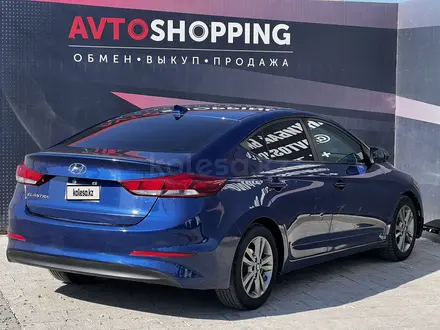 Hyundai Elantra 2017 года за 7 800 000 тг. в Актобе – фото 4