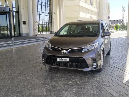 Toyota Sienna 2016 года за 15 000 000 тг. в Туркестан – фото 13