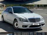 Mercedes-Benz S 500 2007 года за 4 600 000 тг. в Жанаозен – фото 2