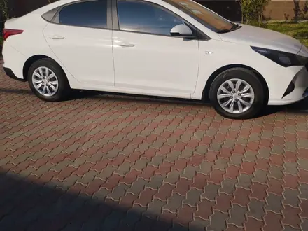 Hyundai Accent 2022 года за 8 700 000 тг. в Алматы